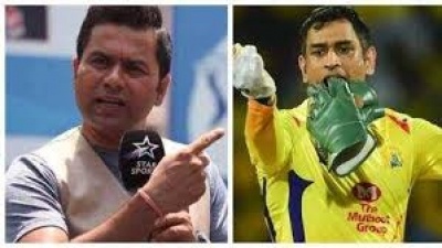  Aakash Chopra on said that CSK should not retain MS Dhoni if there is indeed a mega auction ahead of the next year's edition of the IPL