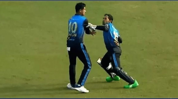 Mushfiqur Rahim furious at the player of his own team, lift his hand to slap